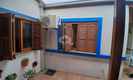 Casa com 3 quartos à venda na Rua Montreal, 155, São José, Canoas por R$ 580.000