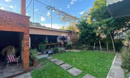 Casa com 3 quartos à venda na Rua Congo, 264, Vila Ipiranga, Porto Alegre por R$ 800.000