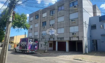 Apartamento com 3 quartos à venda na Barão de Santo Ângelo, 108, Centro, Canoas por R$ 290.000