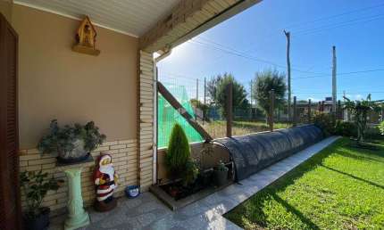 Casa com 3 quartos à venda na Rodrigues Alves, 341 -, 417, Quintão, Palmares do Sul por R$ 240.000