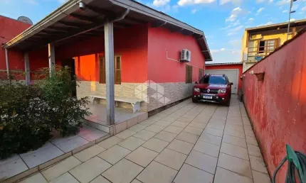 Casa com 2 quartos à venda na rua raul moreira, 37, são josé, canoas por r$ 384.000