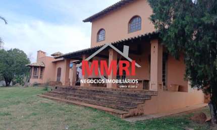Fazenda à venda no Centro, Unaí 