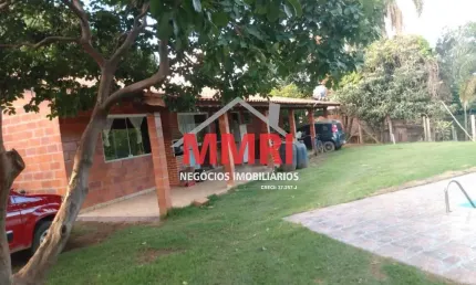 Chácara à venda em Araçoiaba da Serra-SP, bairro Jundiaquara: quarto, sala, 600m² de área.