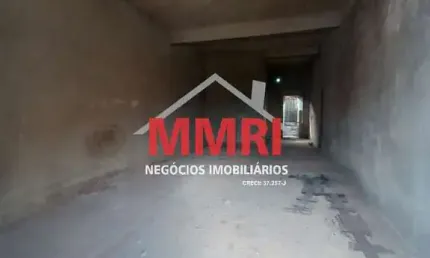 Salão Comercial à Venda em Araçoiaba da Serra-SP, Bairro Barreiro, 250 m² de Área