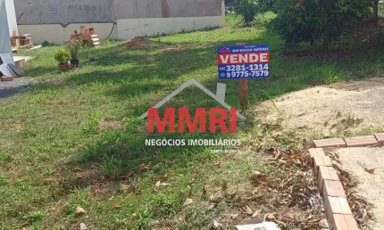 Terreno à venda em Araçoiaba da Serra-SP, bairro Jd. Laura, com 138m² de área: ótima oportunidade!