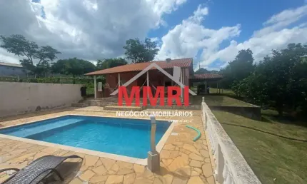 Chácara com piscina à venda em Araçoiaba da Serra-SP, bairro San Conrado:1.000m²