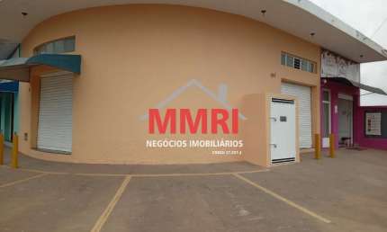 Salão comercial de 90,00 m² para locação em Araçoiaba da Serra-SP, no bairro Maria da Glória.