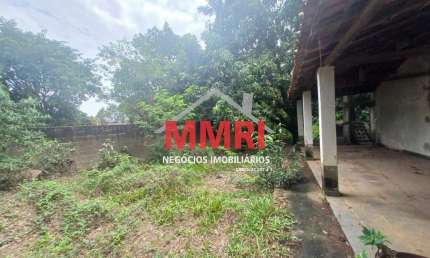 Terreno Comercial de 2.778m² à Venda em Araçoiaba da Serra-SP, Próximo ao Lago Azul: Oportunidade Única!