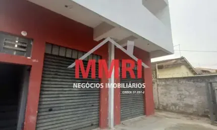 Salão Comercial de 2 andares à Venda em Sorocaba-SP - Com Sala, 3 Banheiros, 250m² de Área