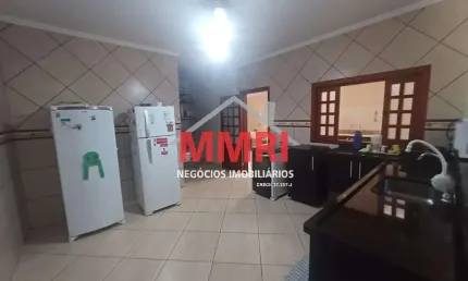Chácara à Venda no Bairro Alvorada com 5 Quartos, 3 Suítes, 2 Salas, 3 Banheiros