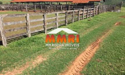 Fazenda à venda na Área Rural de Marília, Marília 