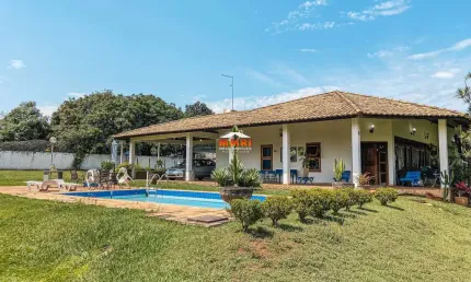 Chácara com 3 dormitórios à Venda no Jardim Dalila - Araçoiaba da Serra/SP