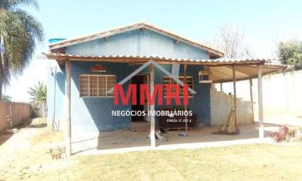 Chácara à venda em Capela do Alto-SP, bairro Iperozinho, com 40,00 m² de área.