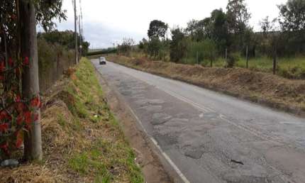 Área, Indefinido, Araçoiaba da Serra - R$ 69.680 mi, Cod: 3448