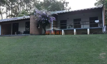 Chácara com 4 dormitórios no Monte Líbano - Araçoiaba da Serra/SP