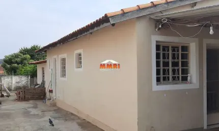 Casa com 3 dorms, Centro, Araçoiaba da Serra - R$ 350 mil, Cod: 2744