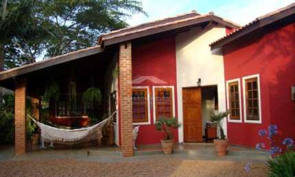 Chácara com PISCINA para venda ou locação no bairro Salete: 3 quartos, suíte, 2 salas, 3 banheiro, 5 vagas, 2.000m².