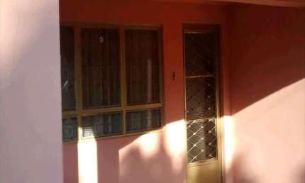 Casa com 2 dormitórios no Centro de Capela do Alto/SP