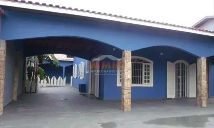 Casa com 4 dormitórios no Balneário Califórnia - Itanhaém/SP