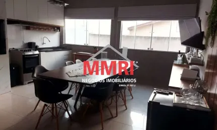 Imperdível Sobrado à Venda em Sorocaba! 2 quartos, 1 suíte, 2 banheiros, 185m² de área. Confira já!