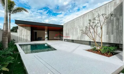 Sobrado de Luxo, 4 Suítes - Condomínio Villa dos Ipês! Exclusividade e Conforto!
