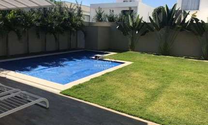 Seu Refúgio Exclusivo: Requinte e Lazer no Villa dos Ipês.