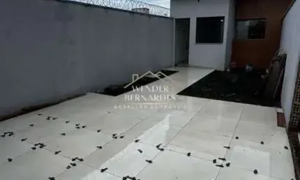 Seu Novo Lar Te Espera na Zona Sul de Uberlândia! Casa com 65m² e 2 Suítes.