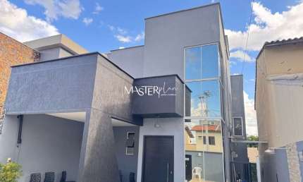 Casa com 3 quartos à venda na Rua Escoteiro Iter de Souza, 422, Parque Ipiranga, Resende por R$ 830.000