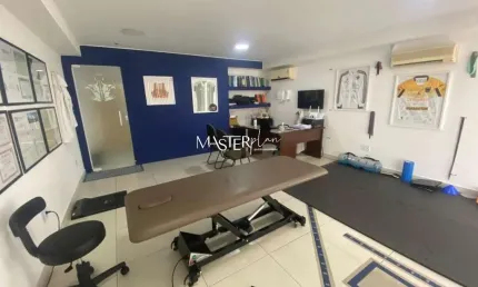 Sala comercial à venda na Saturnino Braga, 369, Centro, Resende por R$ 280.000