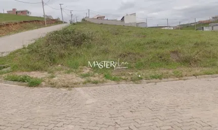 Terreno à venda na Oito, 16, Bela Vista, Resende por R$ 140.000