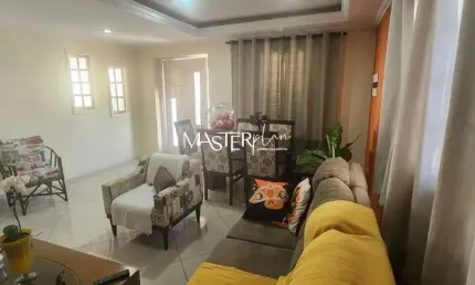 Casa com 4 quartos à venda na Vila Adelaide, 619, Jardim Brasília, Resende por R$ 950.000