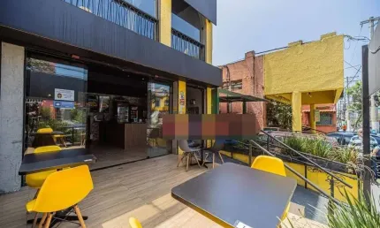Ponto comercial à venda na Rua Fradique Coutinho, Pinheiros, São Paulo