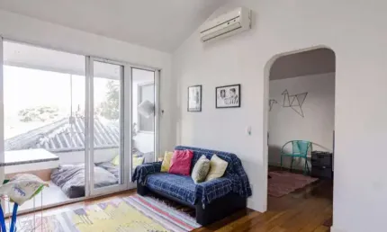 Casa de Vila Pinheiros | 86m² | A três minutos do Shopping Eldorado