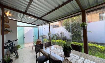 Casa com 3 quartos à venda no Esplanada, Divinópolis 