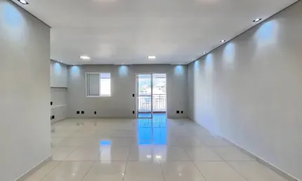Apartamento com 3 dormitórios e uma suíte à venda em jardim tupanci - barueri/sp.