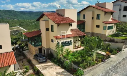 Casa com vista para venda em Gravatá/PE - 3 Suítes!