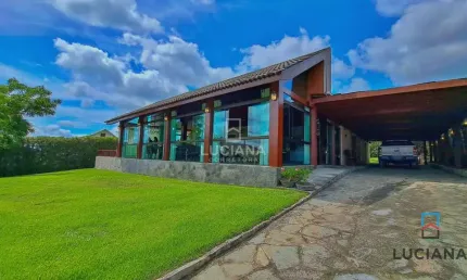Linda casa em condomínio de alto padrão para venda em Gravatá/PE