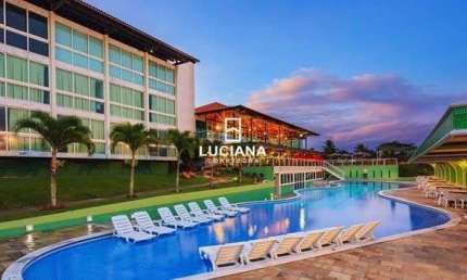 Flat no Villa Hípica Resort - Condomínio com Excelente Estrutura de Lazer