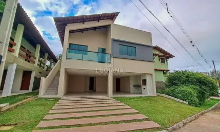Sua Excelente Casa com 5 Quartos em Condomínio em Gravatá/PE!