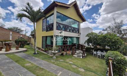 5 Minutos do Centro da Cidade! Casa com 3 Quartos em Condomínio em Gravatá/PE