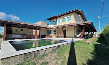 5 Suítes! Casa mobiliada para venda em Condomínio Fechado nas Margens da BR-232!