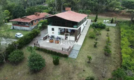 Incrível! Imóvel Alto Padrão com 2 Casas Independentes em Condomínio - Gravatá