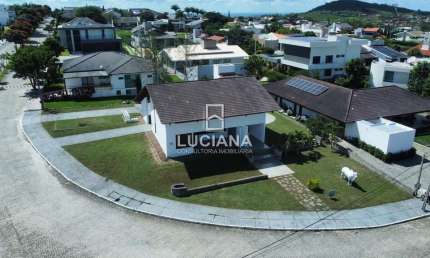 Incrível! Casa com 4 suítes em Excelente Condomínio em Gravatá/PE
