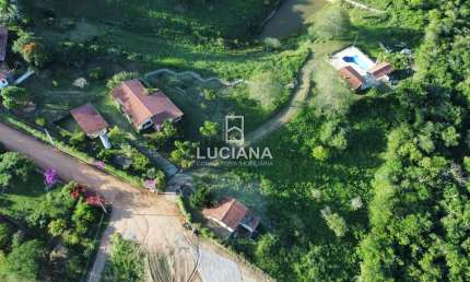 Área total de 11.815 m²! Casa com 4 Quartos em Condomínio em Gravatá/PE