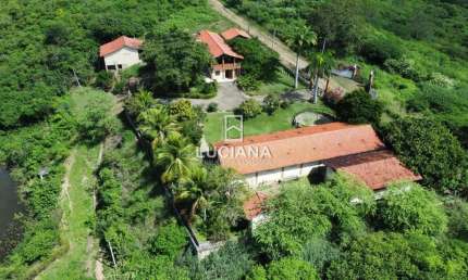 Refúgio próximo do centro da cidade! Rancho com 6 Hectares à venda em Gravatá/PE