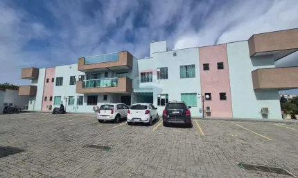 Apartamento de 2 quartos a Venda nas Palmeiras, em Cabo Frio/RJ! Com direito a laje 164m2 total - R$ 460 MIL