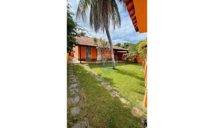 Casa a venda em Praia Seca - Araruama/RJ - 3 quartos, poucos metros da Praia, 380m2, por R$349.000