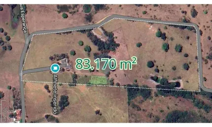 SITIO BELA VISTA EM BANQUEIROS, ARARUAMA-RJ COM 83.000M2 POR R$820.000
