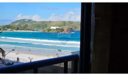 Apartamento à venda, 2 quartos - 102m² - 5 metros da Praia do Forte
