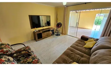 Casa à Venda no Colinas do Peró – Cabo Frio/RJ 3 Quartos / PIscina | R$ 390mil